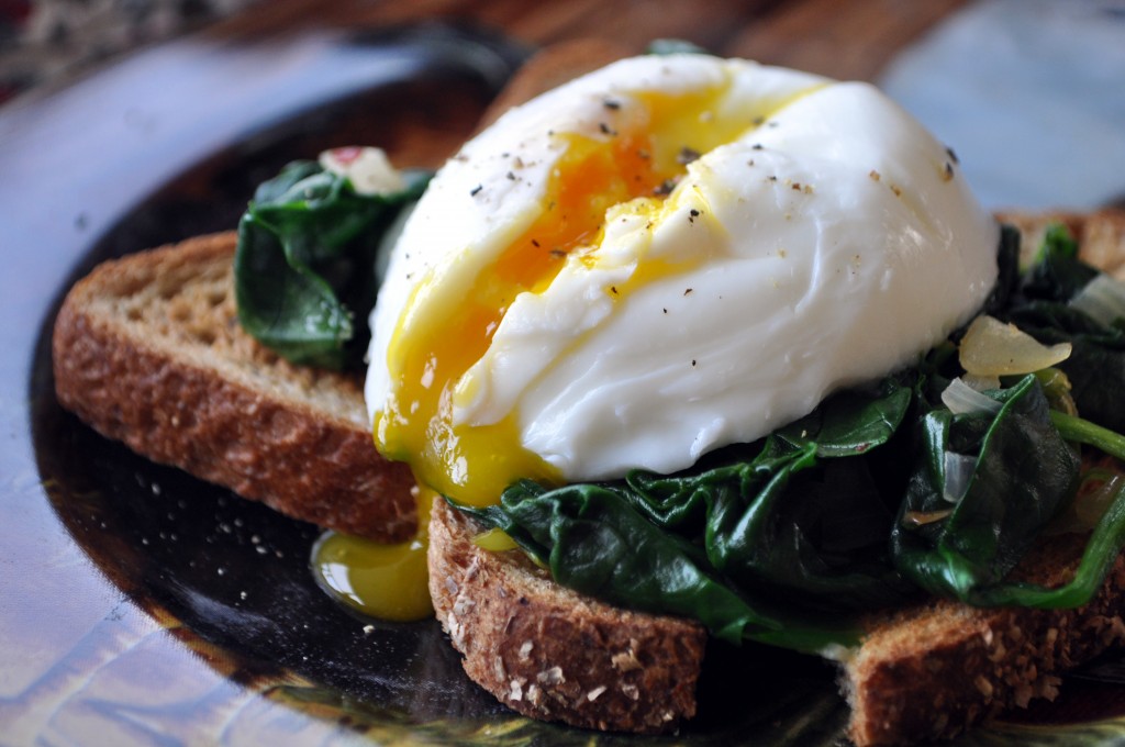 Eggs with spinach ready to eat